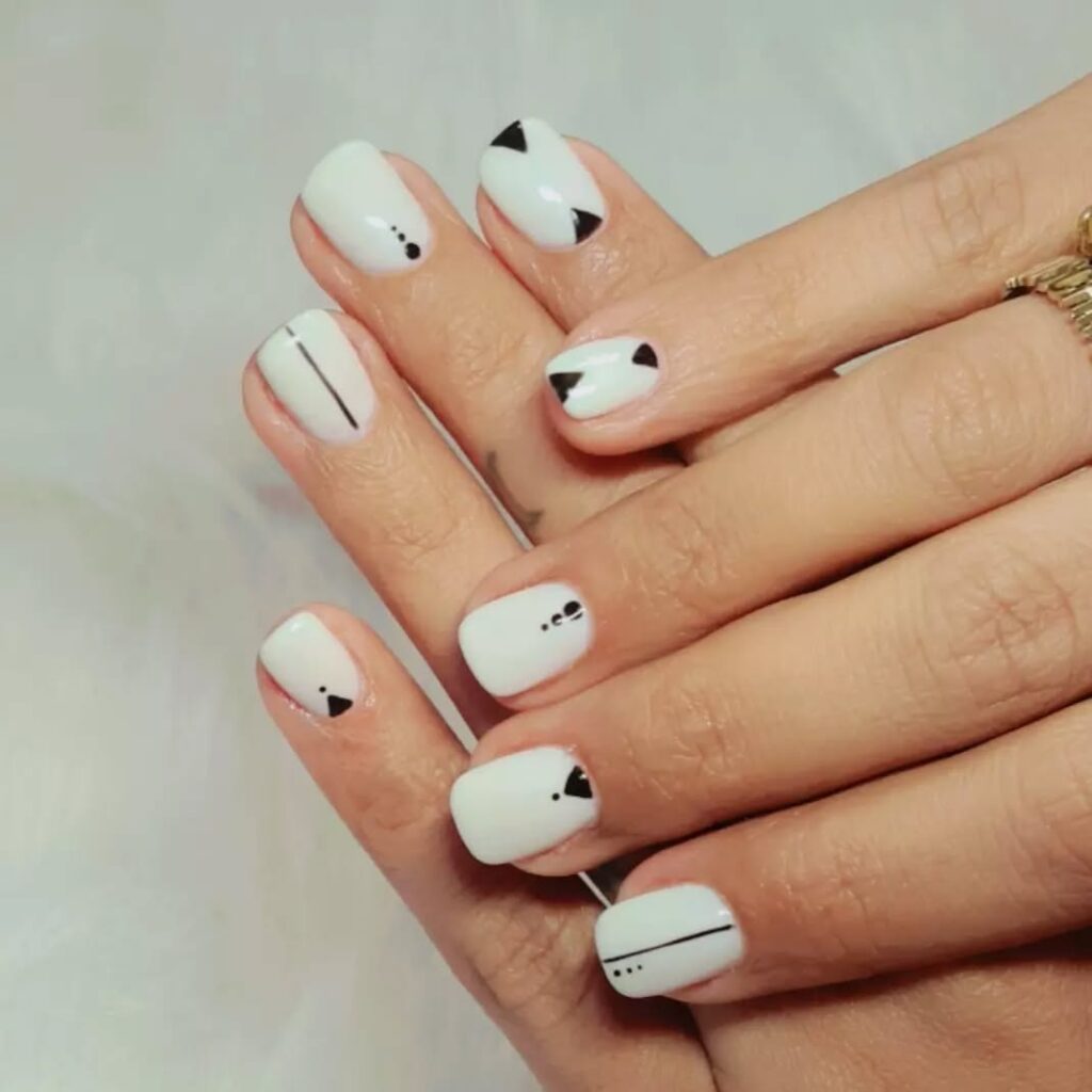 Short Square Nails with Geometric Designs