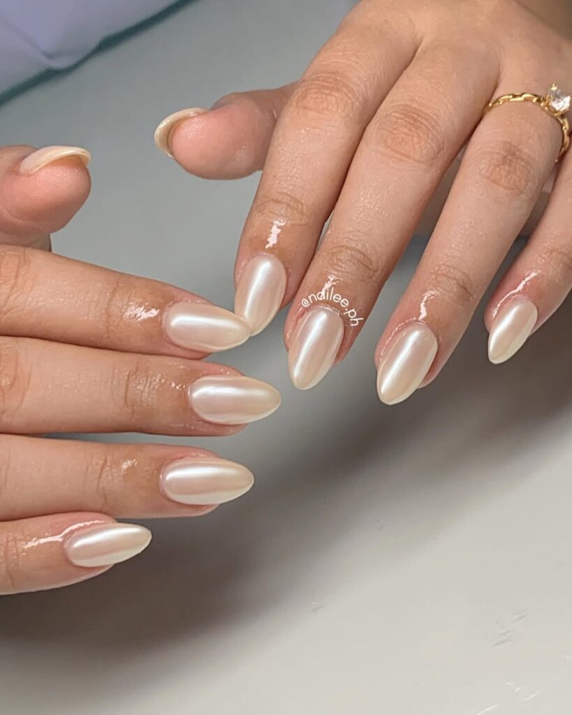 Short Almond Nails with Chrome