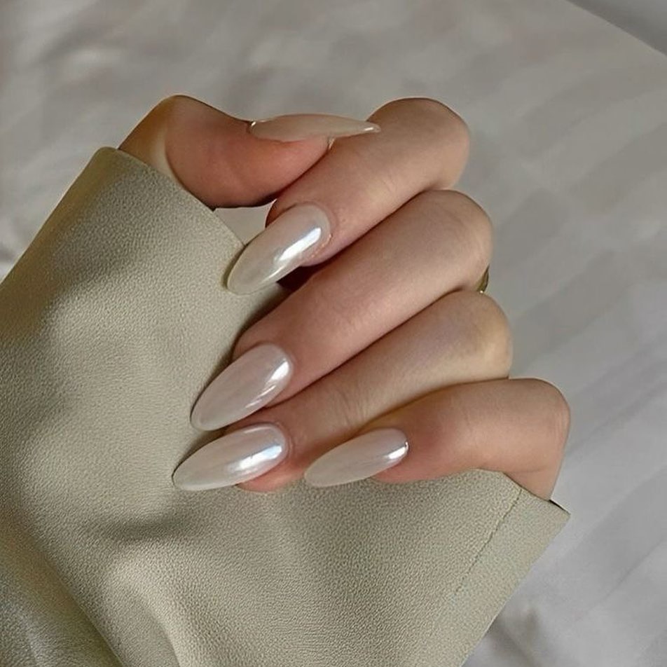 Pearl & Chrome Nails