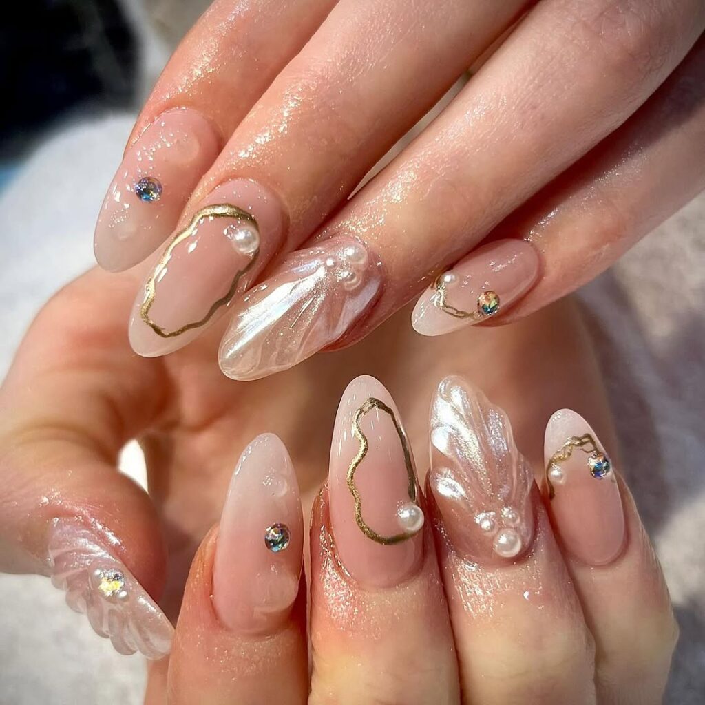 Seashell Accent Nails