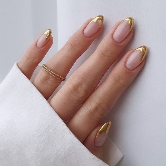 Elegant nails