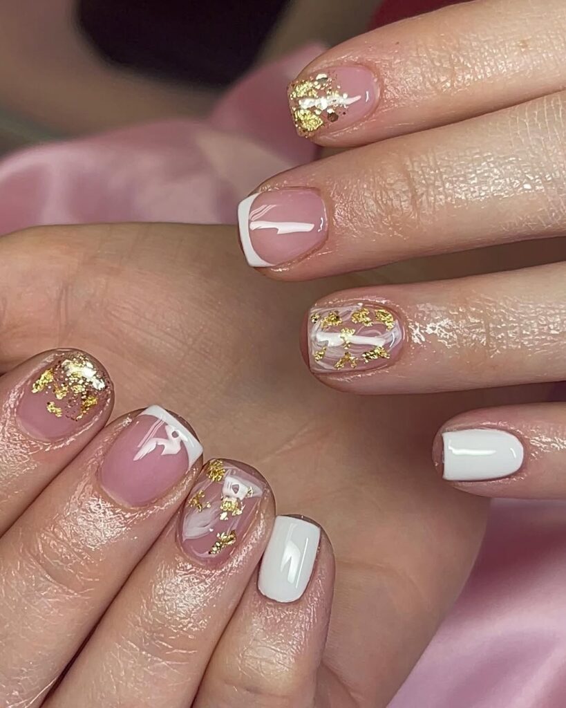 Short Nails with Gold Foil