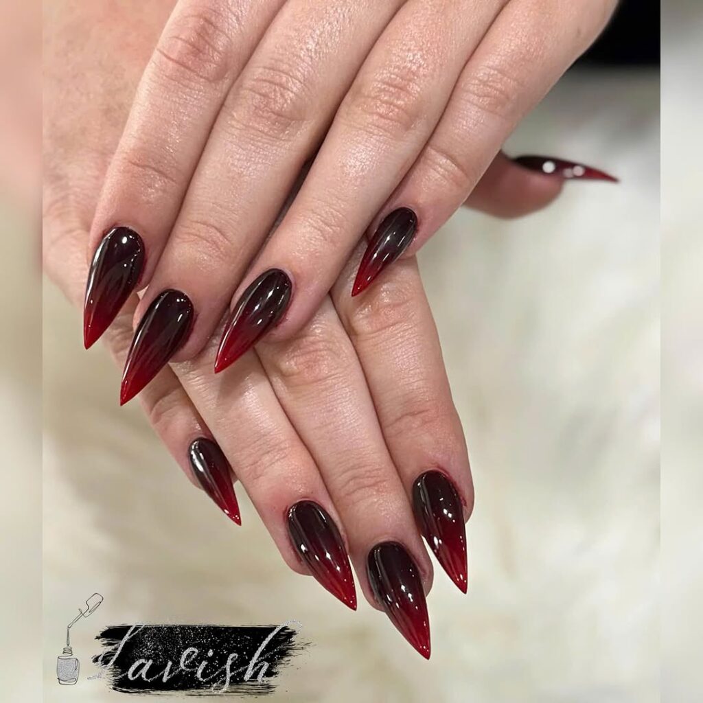 Short Stiletto Nails (Bold & Edgy)