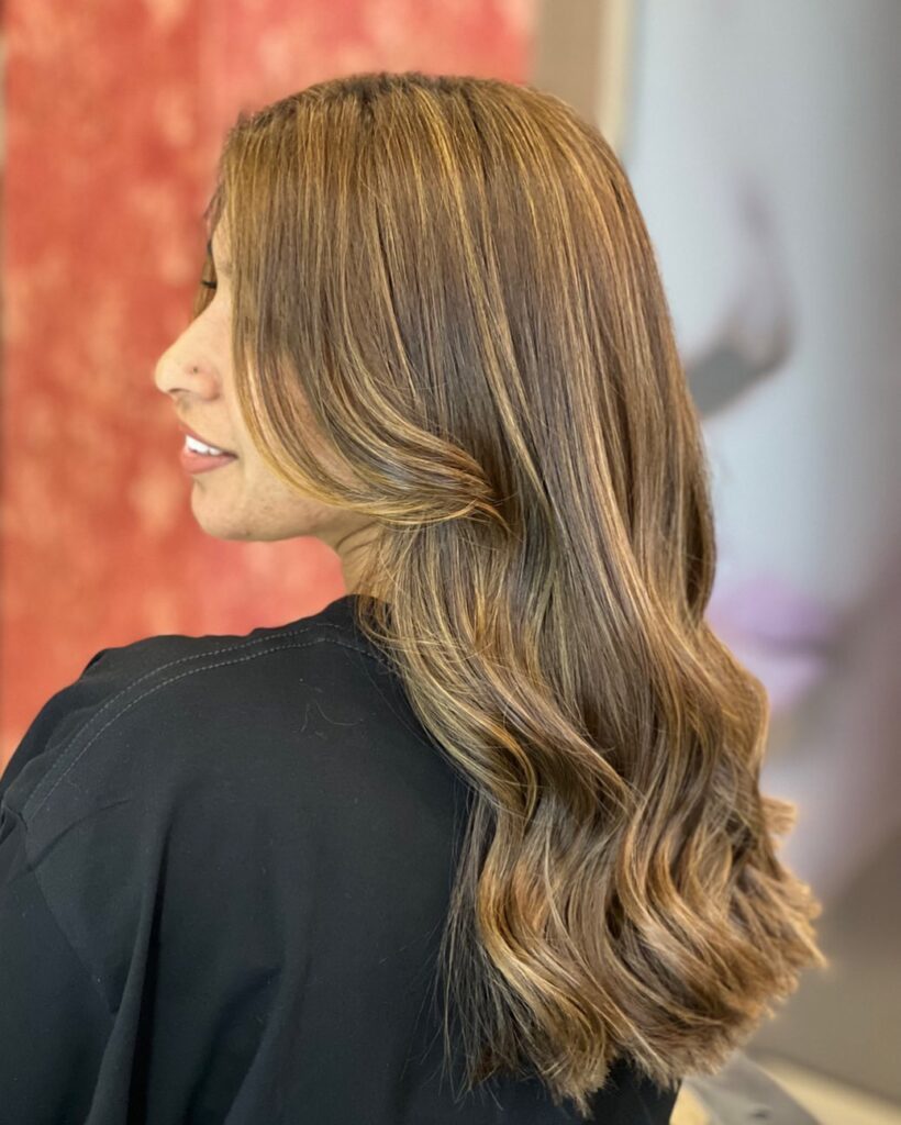Straight Hair with Highlights