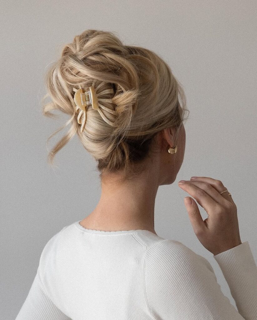 Top 19 Claw Clip Hairstyle Ideas: Trendy and Effortless Looks for Every Occasion 11 Claw Clip French Twist