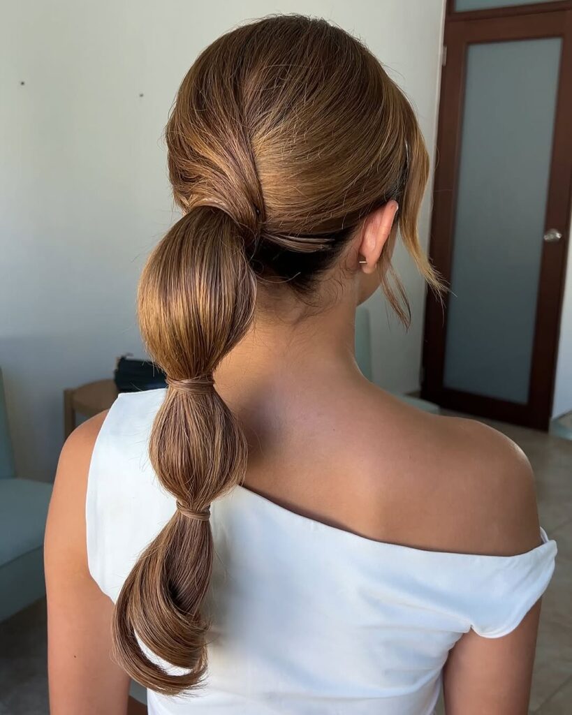 17 Easy Back to School Hairstyles for Girls of All Ages 10 Bubble Ponytail