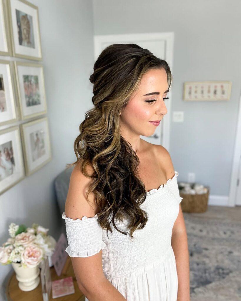 15 Best Date Night Hairstyles You Can Do at Home 7 Side-Swept Curls