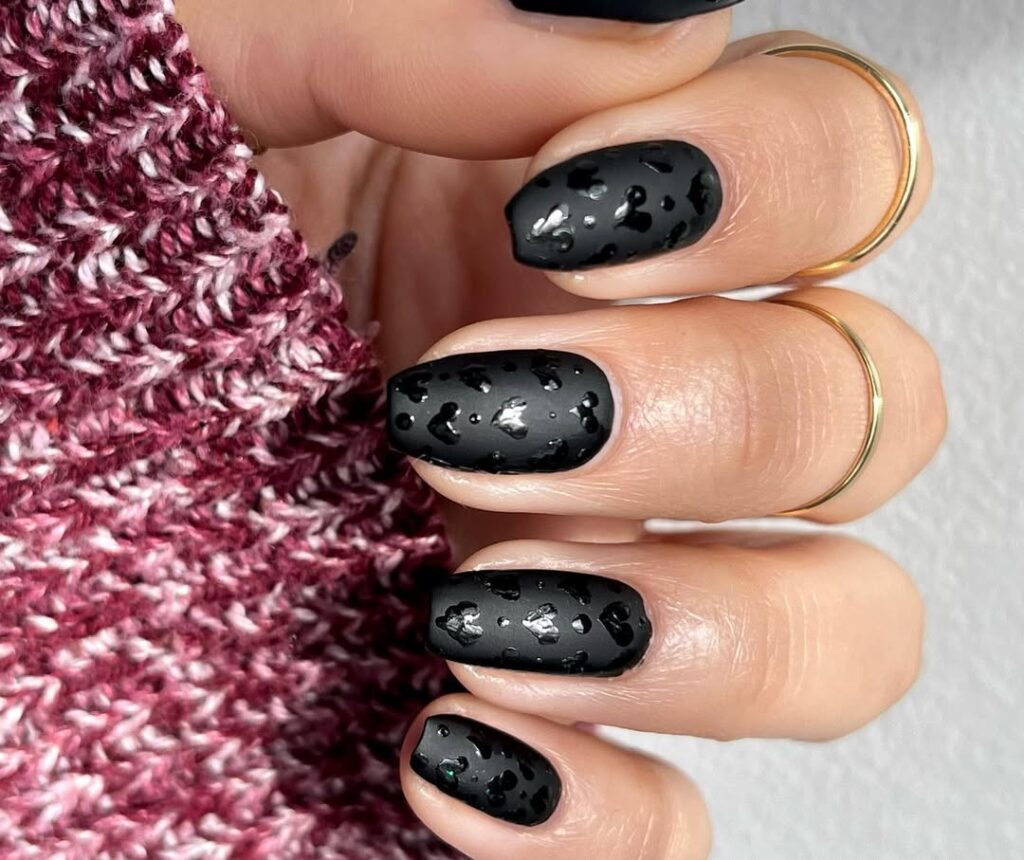 Glossy Black Nails