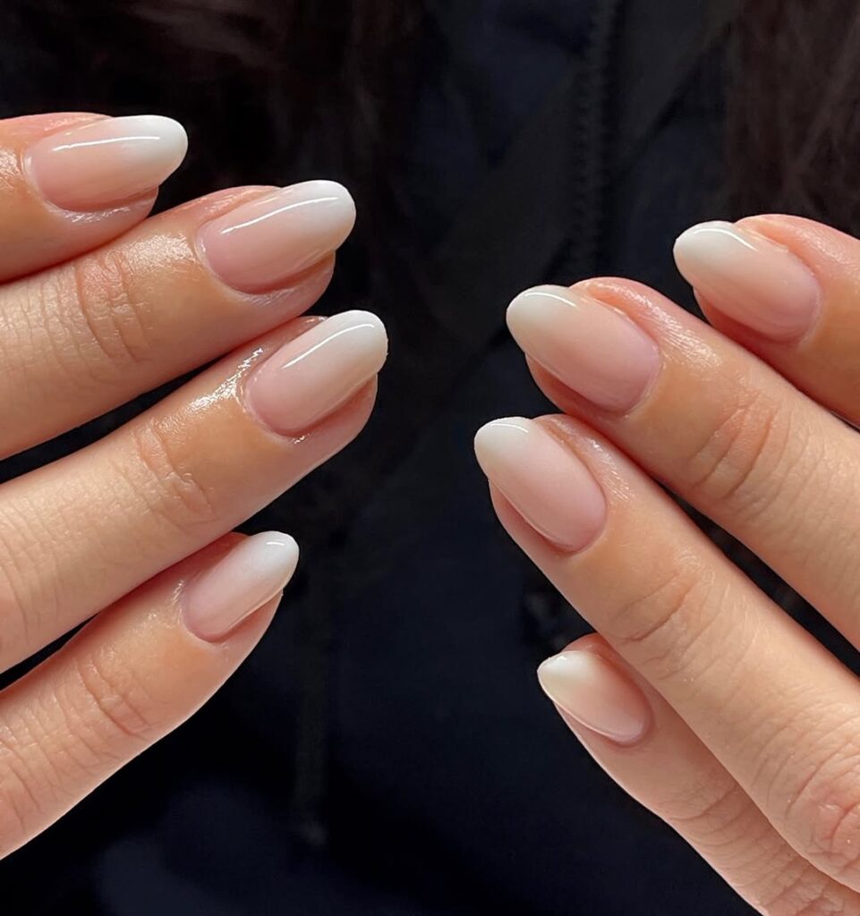 Soft Ombré Nails