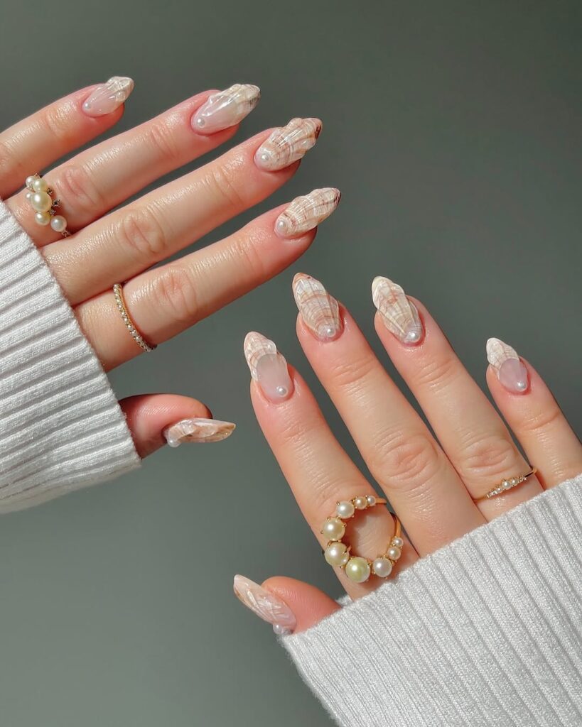 Mermaid Scales & Pearls