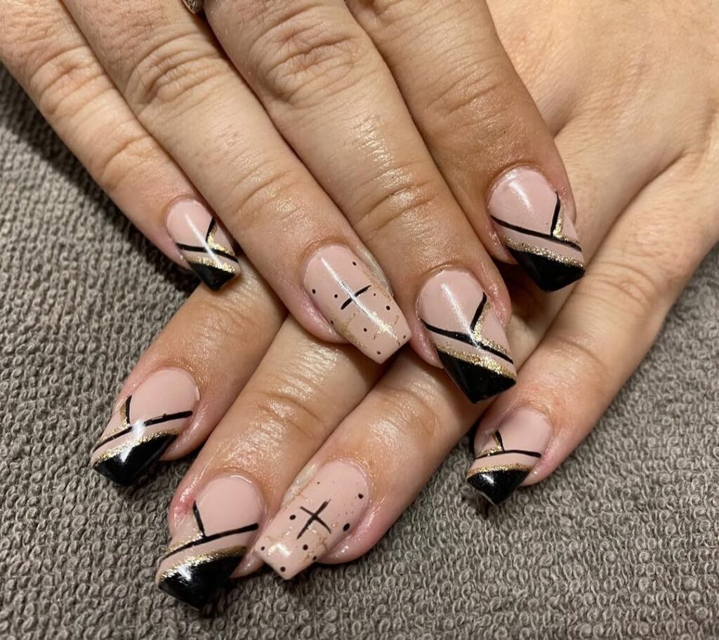 Black & Gold Nail Art