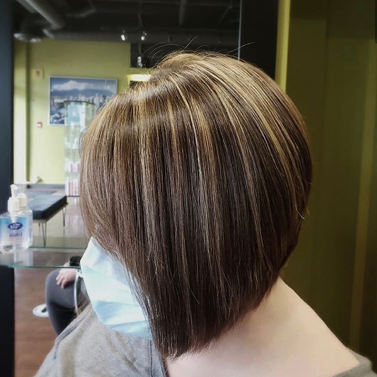 Top 10 Angled Bob Hairstyles for Women: Trendy Ideas for 2024