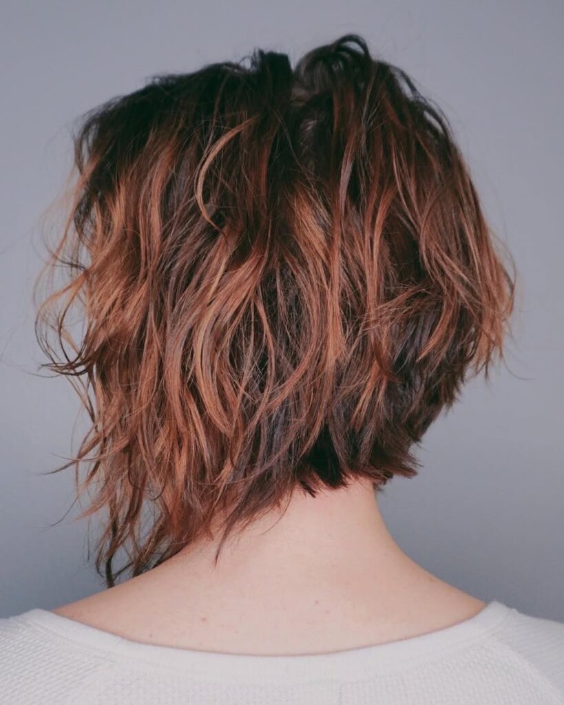 The Classic Shoulder-Length Bob with Soft Curls