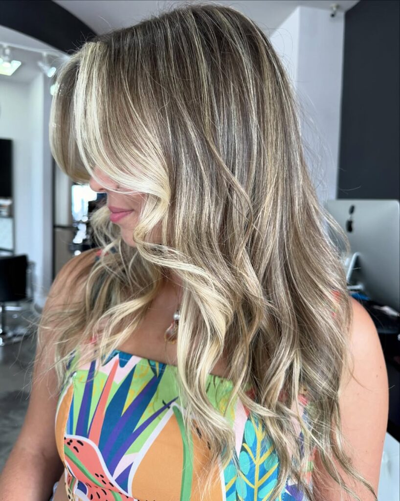Long Hair with Money Pieces (Face-Framing Highlights)