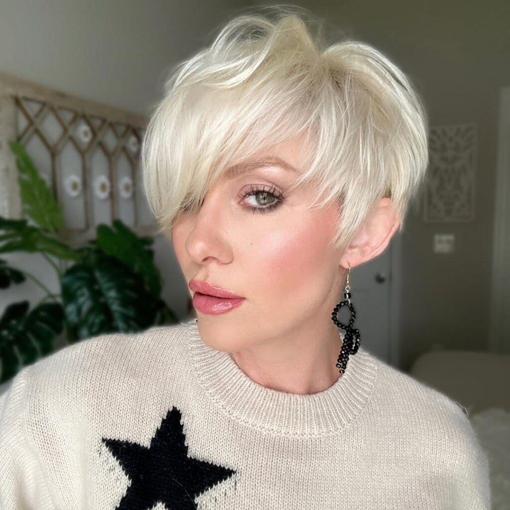 Long Pixie Cut (Pixie-Long Hybrid)