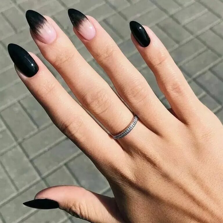 Black French Tip Nails