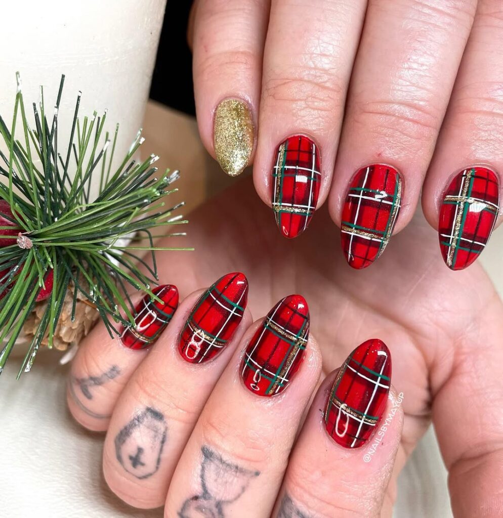 Plaid/Tartan Nails