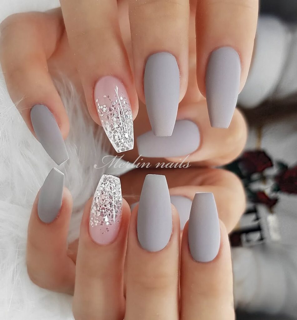 Smoky Gray Nails
