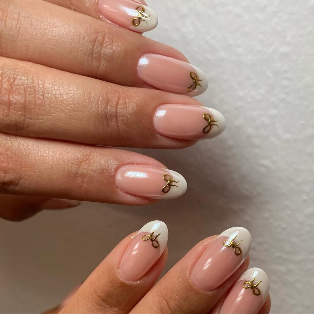 Bow Accent Nails