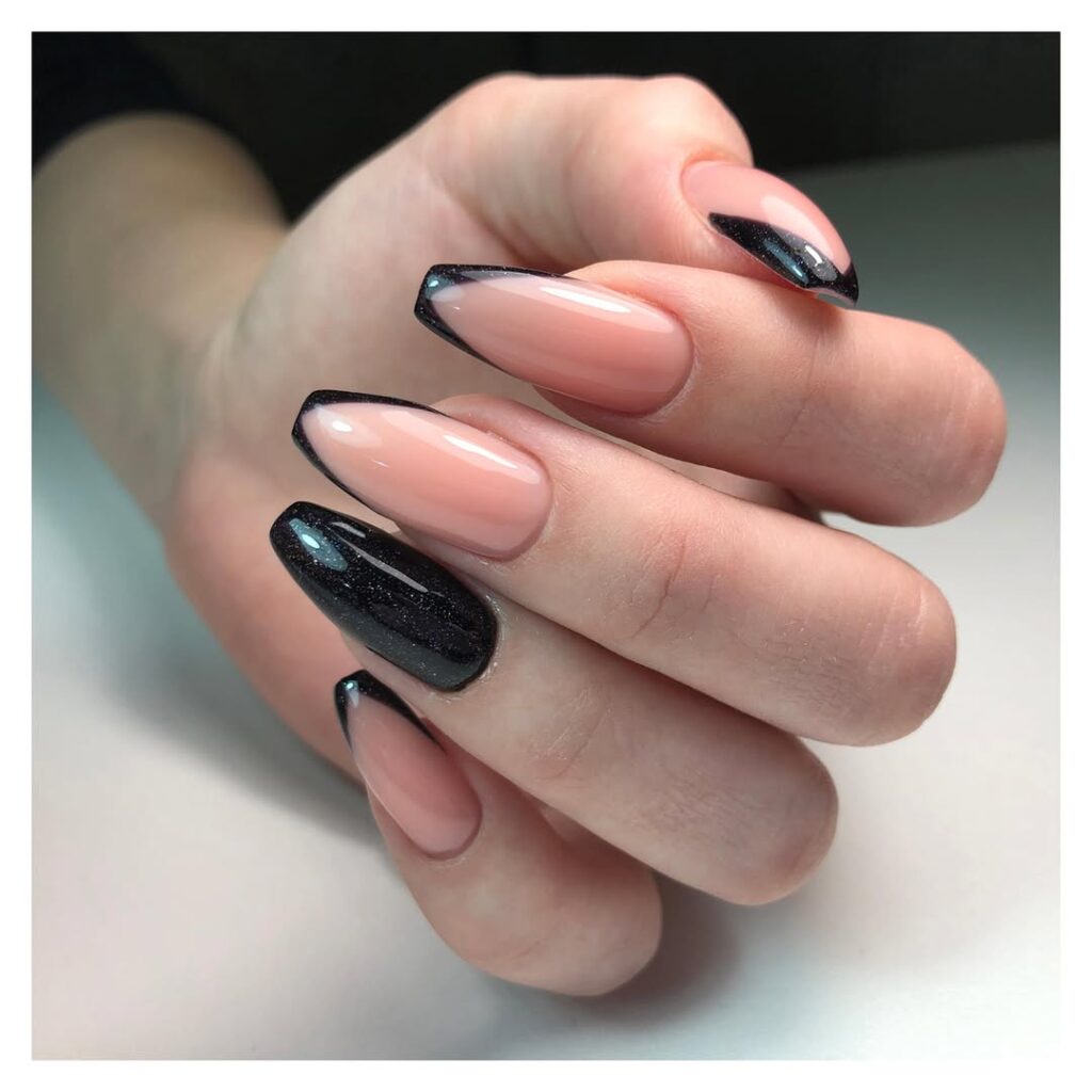 French Tips with Abstract Art