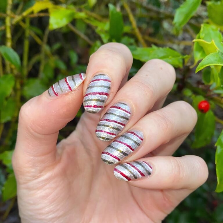christmas nails