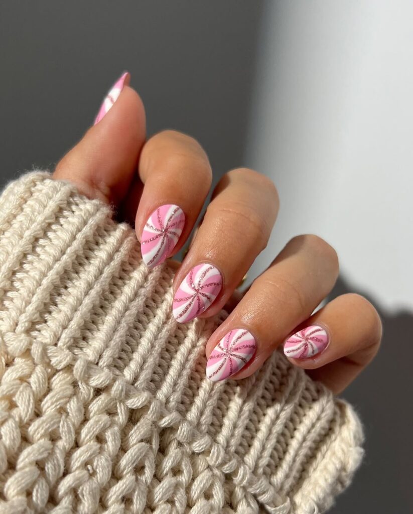 Peppermint Swirl Nails