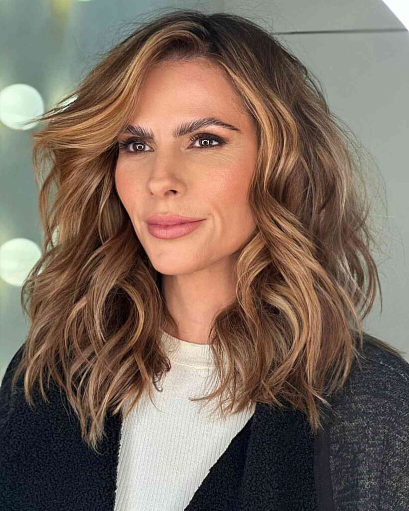 Sleek and Straight Mid-Length Cut