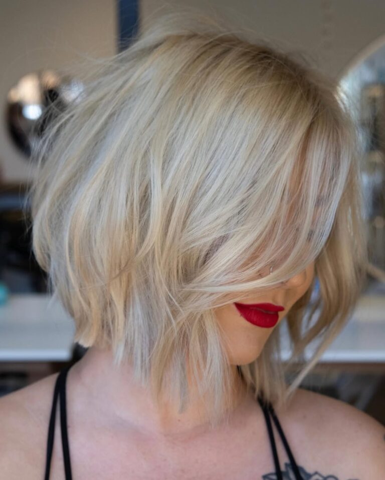 Top 10 Choppy Lob Hairstyles for Women: Trendy Ideas for 2024